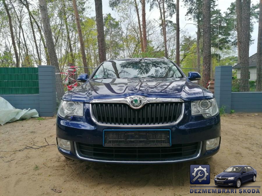 Baie ulei skoda superb 2008