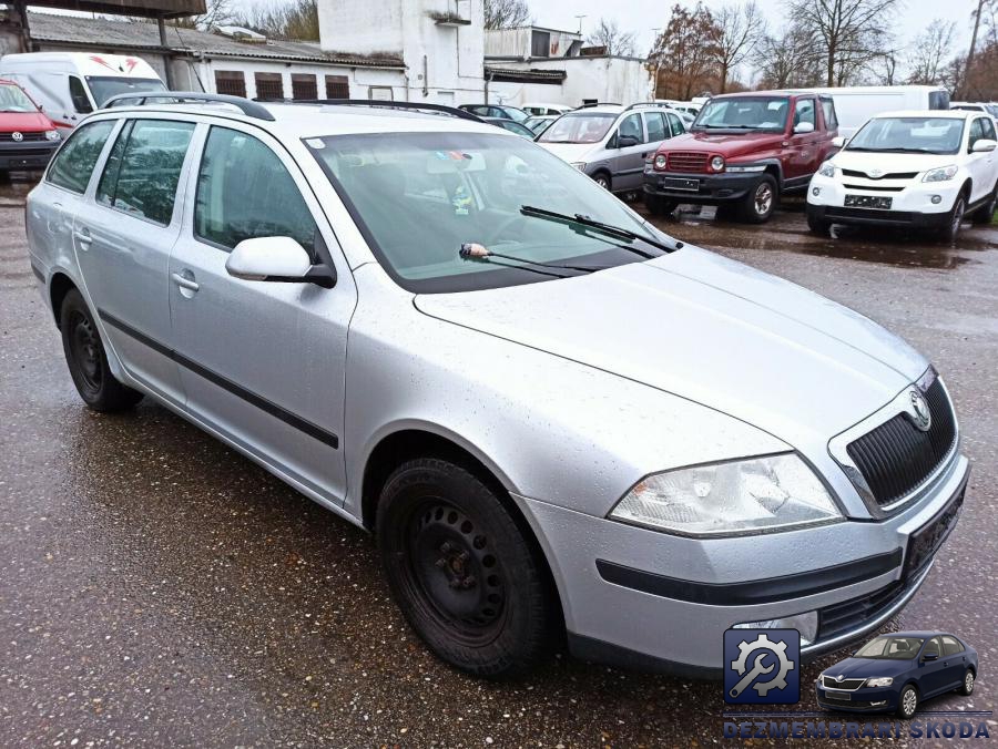 Capac culbutori skoda octavia 2010