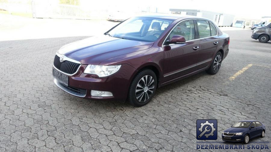 Carlig tractare skoda superb 2010