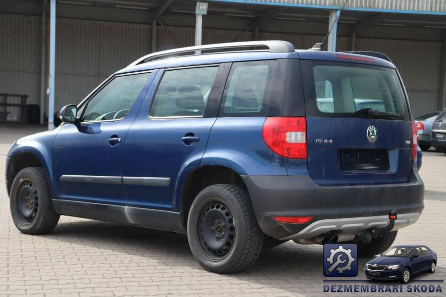 Hayon skoda yeti 2011