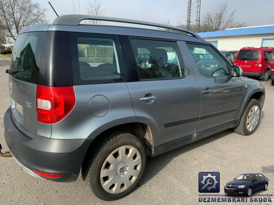 Proie ceata skoda yeti 2011